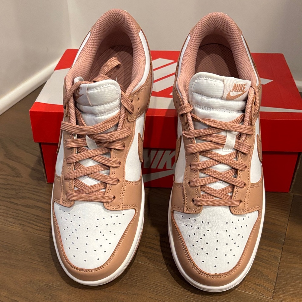 Nike Women's Peach and White Sneakers